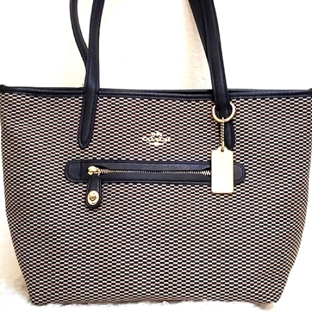 💥 COACH Legacy Navy & Tan Jacquard Shoulder Tote Bag Pre-owned ** - Picture 13 of 13